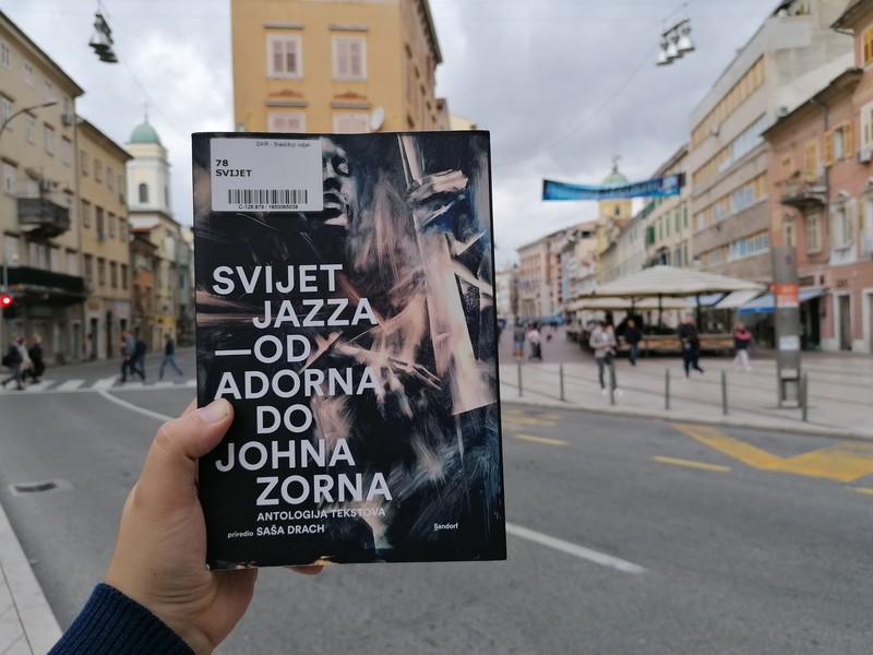 Predstavljanje knjige Saše Dracha "Svijet jazza: od Adorna do Johna Zorna" uz svirku Lele i Joea Kaplowitza